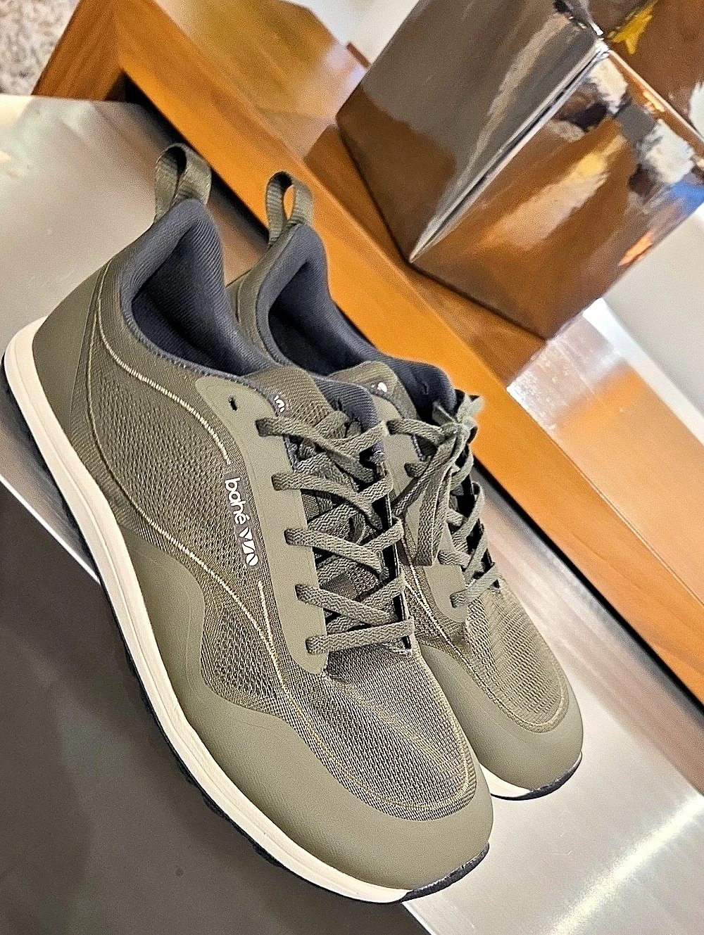 bōché Athletic Shoes EU 42
